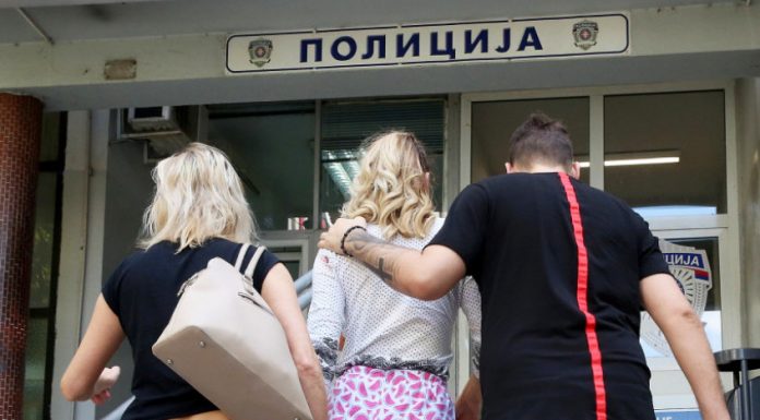 Bila je perspektivna zvezda Granda, PREDVIĐALI JOJ VELIKU KARIJERU, a onda je upala u kandže poroka: Nisam znala za meru, godinu dana sam…