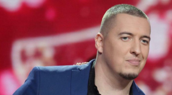 AMAR GILE JE BIO VELIKI ZAVODNIK: ” SPRETAN SAM U KREVETU, BIO SAM I S UDATIM ŽENAMA, a njihovi muževi me nikada nisu jurili iz SAMO JEDNOG RAZLOGA”