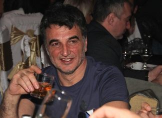 ALBANSKI BIZNISMEN Ćazim Osmani je ljubio OVE POZNATE SRPSKE PEVAČICE, oborio ih s nogu: Jedna dobila batine zbog njega, a EVO KOJU JE obasipao DIJAMANTIMA