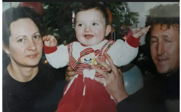 Milicu je majka usred zime ostavila pored kontejnera kao da je SMEĆE, našle su se posle skoro 30 godina: “Kada sam uzela svoju bebu u ruke, shvatila sam šta je učinila” (FOTO)