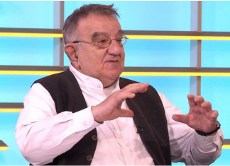 Poznati doktor Vojislav Perišić otkrio šta uzima natašte čim ustane: “MA KAKVA TOPLA VODA I LIMUN”