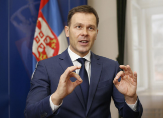 SLEDEĆE GODINE PROSEČNA PLATA PREKO 1.000 EVRA! Mali potvrdio: Do 2027. sve se menja, minimalac 650!