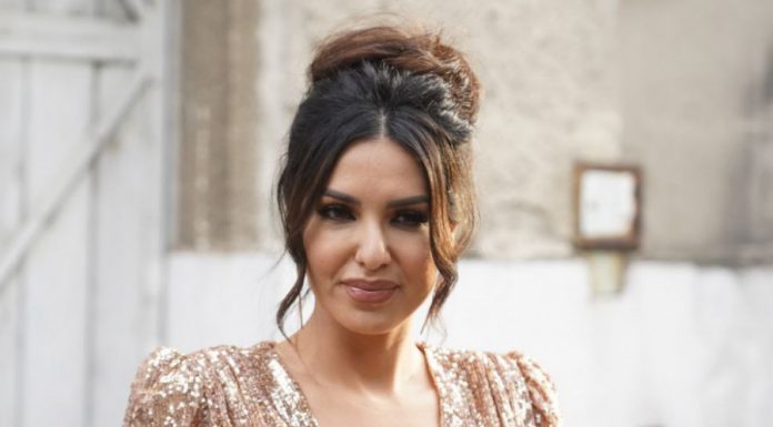 Ovako Tanja Savić izgleda u kupaćem kostimu: Svi u šoku gledaju donji deo (FOTO)