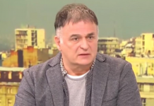 DOK LEKA LJUBI 3 DECENIJE MLAĐU, NJEGOVA PRVA ŽENA DRUGOM RAĐA TROJE DECE: Našla mu 15 godina mlađu zamenu