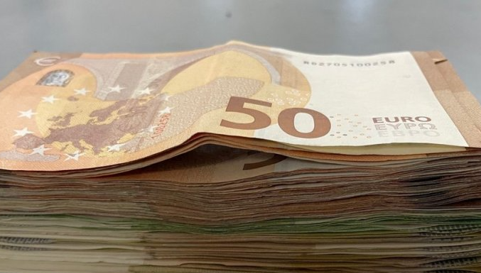 IMATE 20 GODINA RADNOG STAŽA I BILI STE PRIJAVLJENI NA MINIMALAC? Evo koliku penziju možete da očekujete