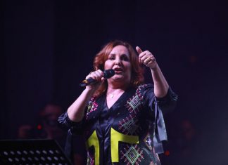 Vanbračnu ćerku nikad nije prihvatio, ona izrasla u LEPOTICU: ČUVENI HIT ANE BEKUTE POSVEĆEN OVOM NAŠEM POZNATOM PEVAČU