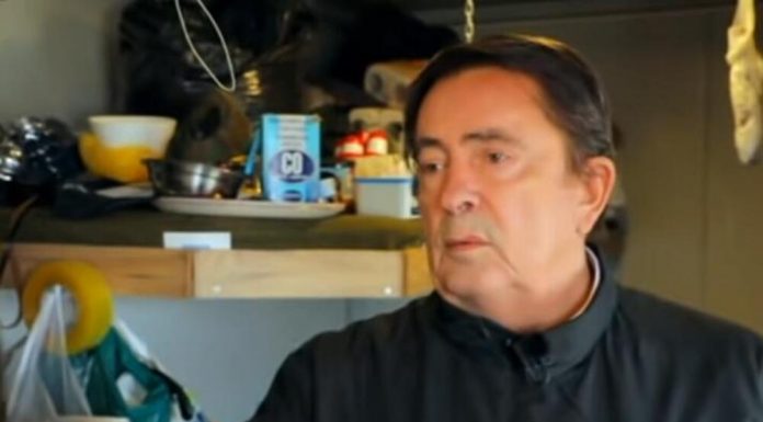 Ovo je KONTEJNER u kojem je živeo pokojni Lane Gutović, SKROMNIJE NIJE MOGLO – Pred kraj života se povukao u samoću