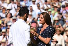 NOVAK JE OVIM POTEZOM ZA SVA VREMENA “KUPIO” KEJT MIDLTON! Srbin nije zaboravio “kraljevski kodeks” i tako je raspametio Britance!