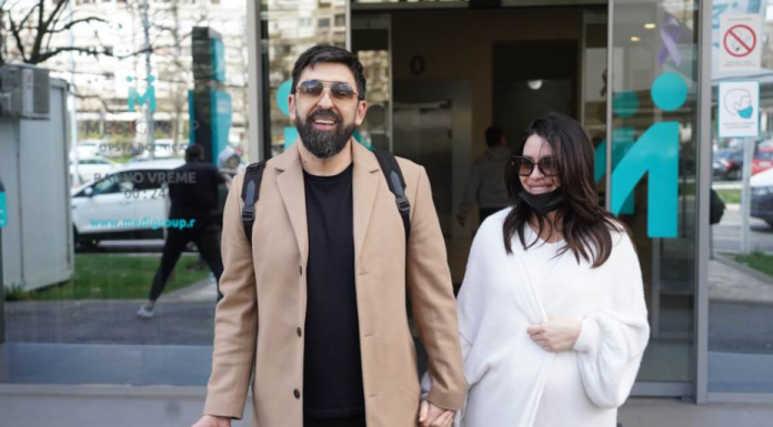 PRVA FOTOGRAFIJA SINA OGNJENA AMIDŽIĆA! Mina podelila prvu fotku malog Peruna, zbog jedne stvari svi su u ČUDU