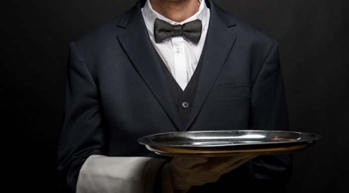 EVROPSKA ZEMLJA RAJ ZA KONOBARE! Radnik oborio rekord: Za mesec dana zaradio gotovo 17.000 evra!