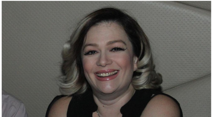 Osetila je ove simptome, SRUŠILA SE, onda je usledio ŠOK: NAŠA POZNATA PEVAČICA NIJE IMALA NI 40 GODINA KAD JE DOŽIVELA INFARKT