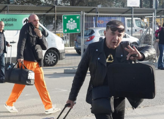 Ženi priređivao svašta, a ona ga i dalje trpi: OŽENJENOG FOLKERA AFERA SA 30 GODINA MLAĐOM UMALO NIJE KOŠTALA BRAKA