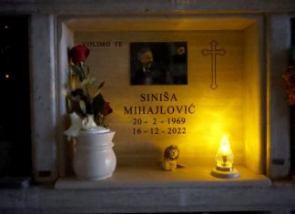 Brat Dražen objavio fotografiju, tuga neizreciva: Evo šta se desilo na grobu Siniše Mihajlovića
