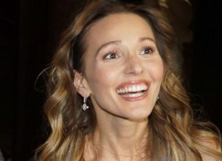 Svi su se okretali za njom: Jelena Đoković prošetala Monte Karlom u moćnom prolećnom stajlingu, OVO JE HIT SEZONE (FOTO)