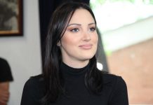 Aleksandra Prijović u odličnim odnosima s maćehom: Evo kako je majka BORKA prihvatila ovu njenu odluku