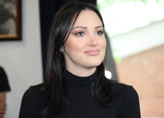 Aleksandra Prijović u odličnim odnosima s maćehom: Evo kako je majka BORKA prihvatila ovu njenu odluku