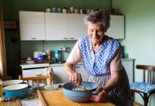 Dok smo ih jeli, pucali smo od zdravlja: 13 “SIROTINJSKIH” JELA STARE JUGOSLAVIJE, ne postoji ništa ukusnije