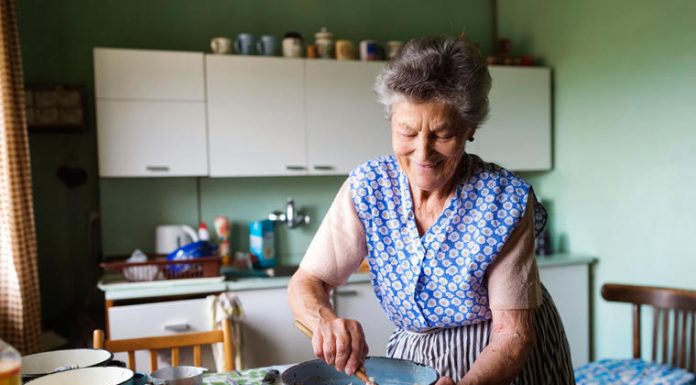 Dok smo ih jeli, pucali smo od zdravlja: 13 “SIROTINJSKIH” JELA STARE JUGOSLAVIJE, ne postoji ništa ukusnije