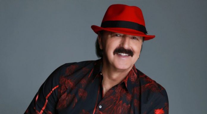 Devojka Kana Džinovića u najtežim danima za porodicu sve iznenadila gestom: Haris ne može da sakrije koliko mu je drago (FOTO)