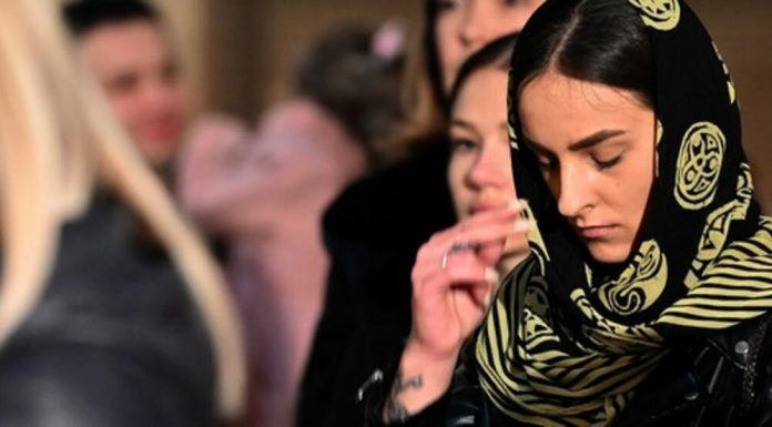 Ovo mnogi ne znaju i čine veliki GREH: PRAVILA PONAŠANJA U CRKVI KOJA STROGO TREBA POŠTOVATI