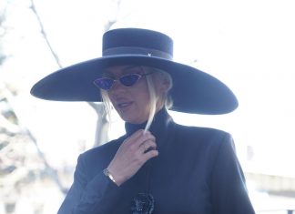 Jelena Karleuša ove reči MAJKE ne zaboravlja, njihov oproštaj SLAMA SRCA – POSLALA MI JE 13. FEBURARA U 13 H I 13 MINUTA!