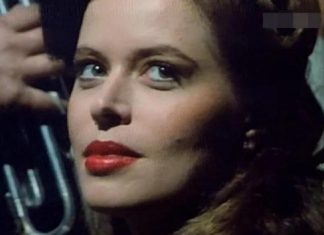 ĆERKA ENE BEGOVIĆ IZGLEDA KAO FILMSKA DIVA: Lepa Lana MAJKU NI NE PAMTI, ali je izvukla genetski džekpot