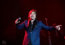 Bavi se poljoprivredom i živi nikad bolje: ALEN ISLAMOVIĆ UNUCIMA KUVA PASULJ I VOZI IH TRAKTOROM!