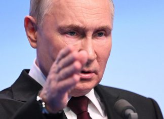 ONA JE JEDINA ŽENA KOJU JE PUTIN POKAZAO: Brak je trajao 30 god, a ovo je ljubavnica za koju kažu da mu tajno rađa decu