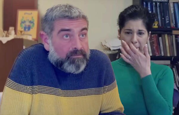 RODITELJI IZ BANJALUKE DOŠLI DO JEZIVOG OTKRIĆA NAKON ŠTO IM JE REČENO ZA SMRT BEBE: Iskopali smo grob i našli samo PRAZNU FLAŠU