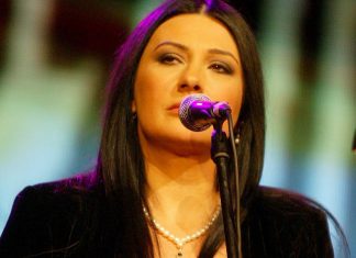 POZNATA PEVAČICA doživela UŽAS koji nije viđen kod nas – BURAN ŽIVOT KALIOPI – MUŽA I SINA JE OSTAVILA ZBOG 13 GODINA MLAĐEG