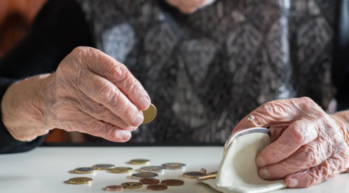 Samo jedna grupa građana Srbije bi imala pravo na ovo primanje: KADA SRPSKI PENZIONERI MOGU DA DOBIJU 13. PENZIJU!