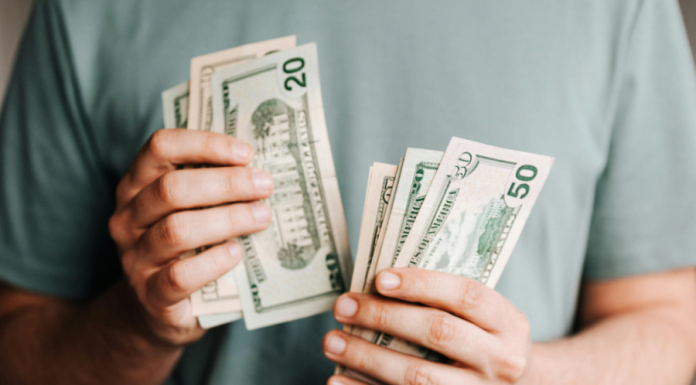 OVAJ ZNAK ČEKA MNOGO NOVCA I SREĆE: Ako ste ovo u horoskopu, kupite listić za loto u julu!