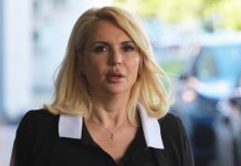 Majka izgleda kao da joj je sestra, otac Bogdan prvi put u javnosti: Ovo su roditelji Darije Kisić