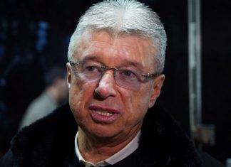 Vozio je bezobrazno skupe automobile, pa spao na gradski prevoz: Saša Popović ostao bez prebijene pare