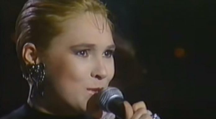 MARINA PERAZIĆ je pobegla od nasilnog muža iz Amerike pa zavela 33 godine mlađeg studenta: U krevet odvela i Vladu Georgijeva