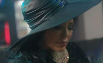 “Svekrva me nikad nije volela jer sam siromašna” – POZNATA FOLK ZVEZDA JE SA 19 OSTALA UDOVICA, PA ZAVRŠILA NA ULICI SA SINOM!