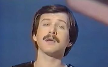 Pevač kog je Juga obožavala preminuo je mlad, a malo ko veruje u zvaničnu verziju: Postoje 3 teorije o tome šta mu se desilo