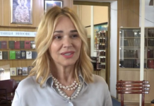 Molili je za recept jer kolač miriše do Limana: Olivera Balašević za posebne goste sprema kuglof od višanja