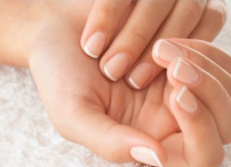 Da li vaši nokti uvijek pucaju ili se listaju? Evo šta vaše tijelo pokušava da vam kaže!