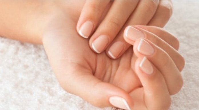 Da li vaši nokti uvijek pucaju ili se listaju? Evo šta vaše tijelo pokušava da vam kaže!