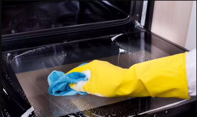 Kora ove VOĆKE je idealna za čišćenje rerne: Ova mešavina uklanja masnoću i zagorelu prljavštinu RECEPT