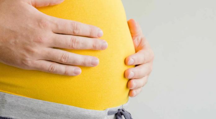 NAPUHAN STOMAK I ŽELUDAC NE VARI HRANU? – Odmah otiđite u kuhinju i NAPRAVITE OVO!