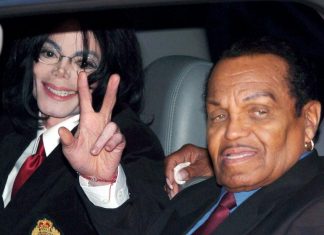 KOSU NIJE IMAO, A OVO JE ISTETOVIRAO – Kada su doktori videli lice Majkla Džeksona na obdukcijskom stolu – šokirali su se!