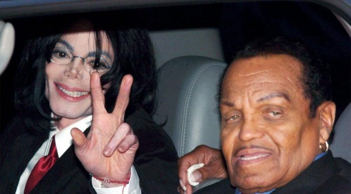 KOSU NIJE IMAO, A OVO JE ISTETOVIRAO – Kada su doktori videli lice Majkla Džeksona na obdukcijskom stolu – šokirali su se!