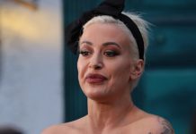 Pre svih plastičnih operacija: Ovako je Dušica Jakovljević izgledala na maturi, ni majka je ne bi prepoznala