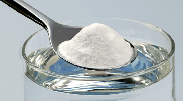 Čišćenje debelog crijeva slanom vodom: eliminirajte sve toksine nakon zatvora u 30 minuta!