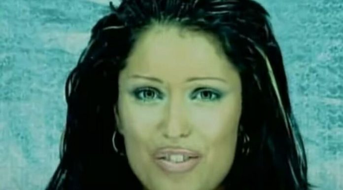 Mislili da će pokoriti estradu, ona šokirala ovim postupkom: Kažu da je sestra Ksenije Pajčin postala mnogo lepša od nje (FOTO)