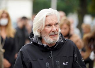 Tragedija od koje je Dragan Petrović Pele u 28oj godini osedeo: “Pred sam početak predstave su mi javili da je poginuo”