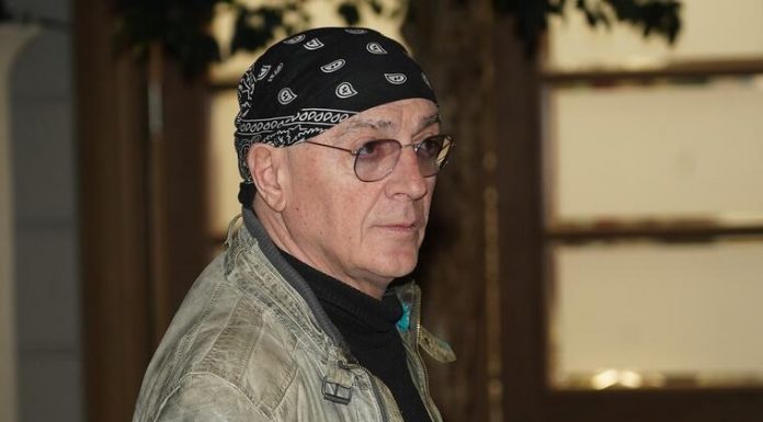 Toliko skladan par da razlika od 22 godine nije važna: Ovo je tajnovita žena Olivera Mandića