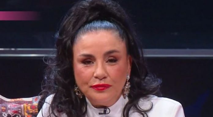 NIKADA NISAM KRETALA PRVA NA MUŠKARCA: Bila je ljubavnica fudbalera, sa njegovom ženom Suzanom sedela za istim stolom!